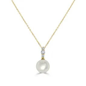 14k Gold Diamond & Pearl Drop Necklace