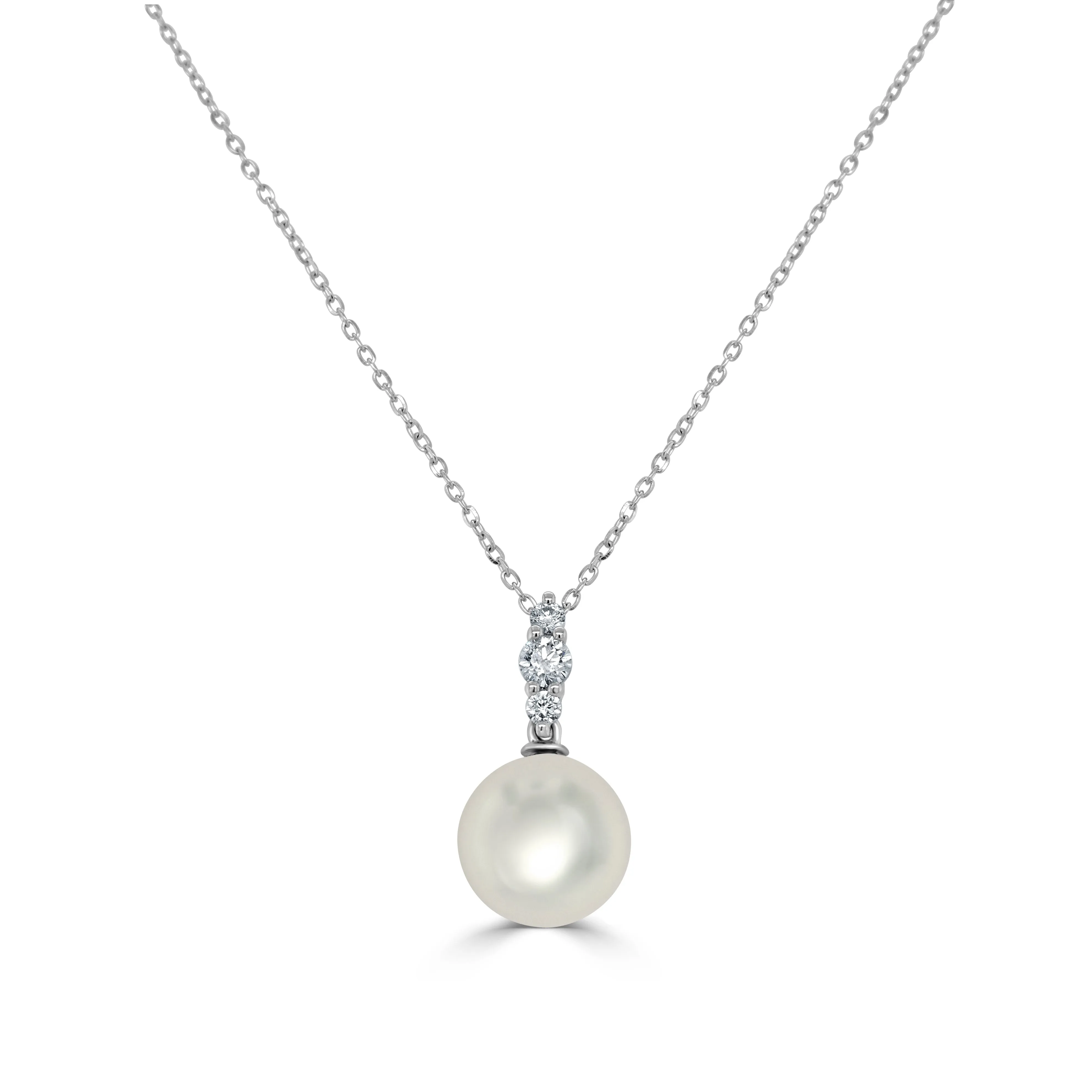 14k Gold Diamond & Pearl Drop Necklace