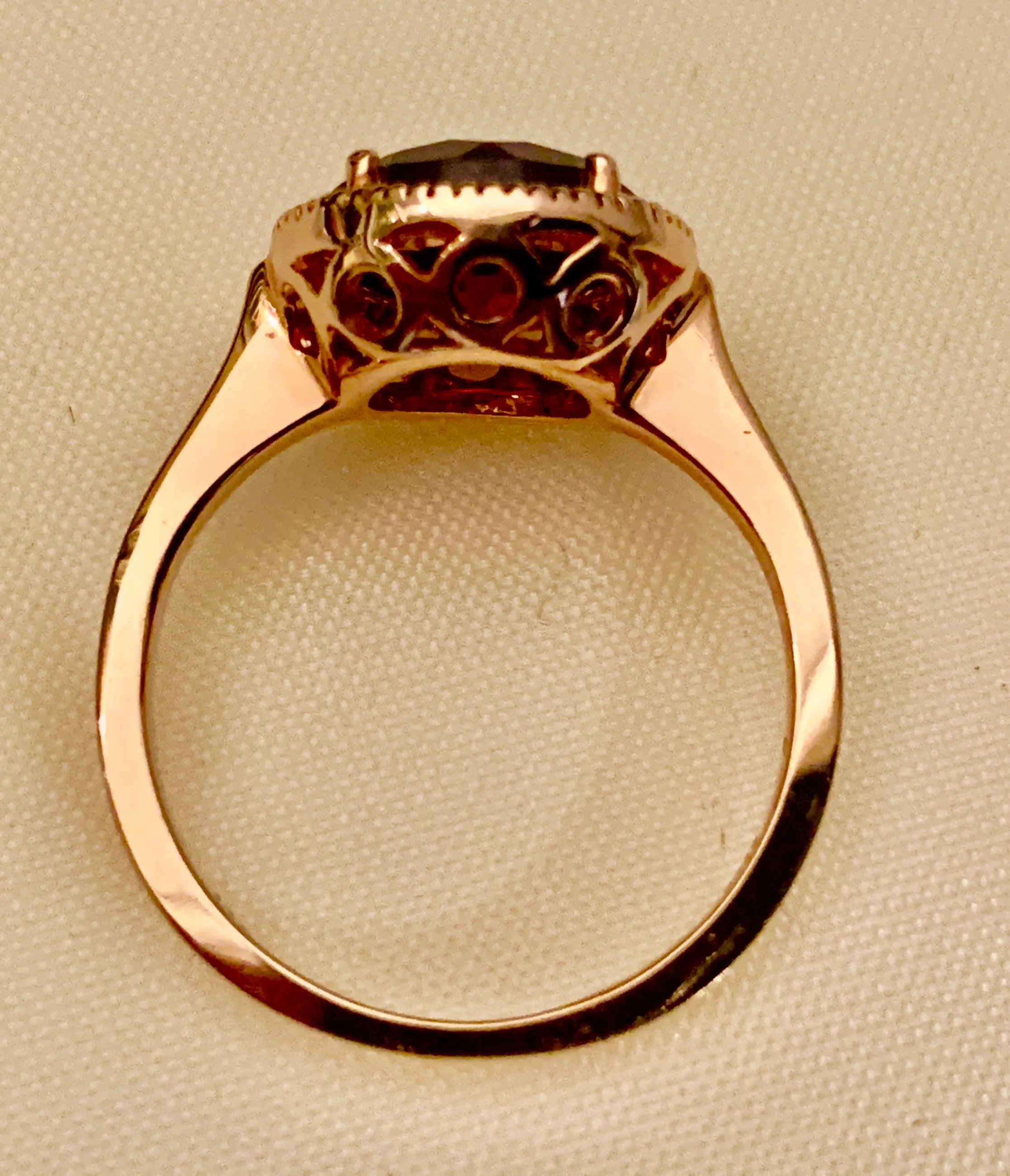 14K ROSE GOLD GARNET & DIAMOND RING