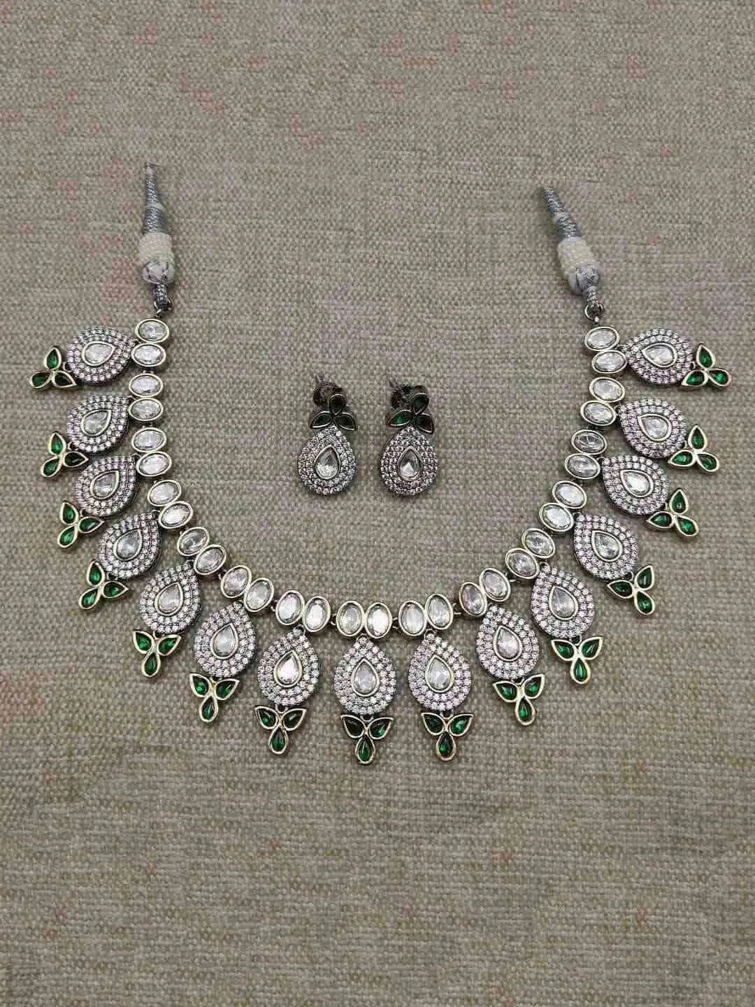 Classic Necklace