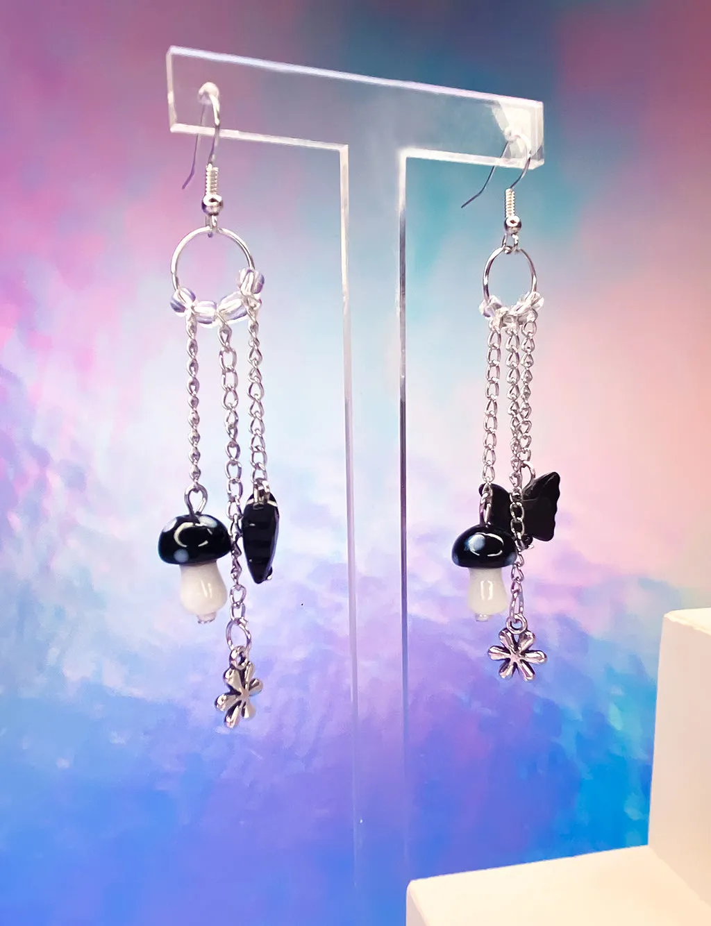 ENCHANTED GARDEN EARRINGS - BLACK