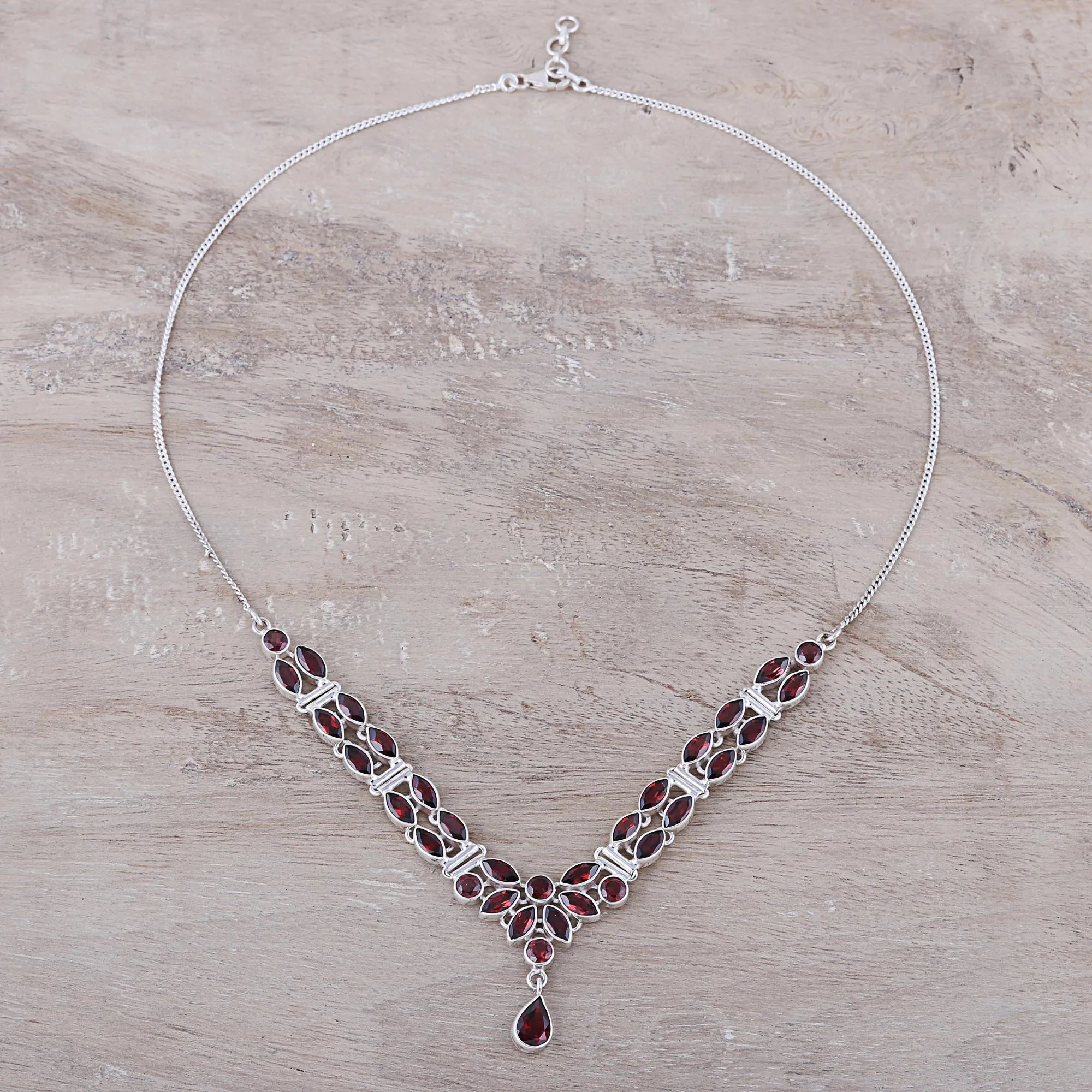 Evening in Delhi 17-Carat Garnet Pendant Necklace from India