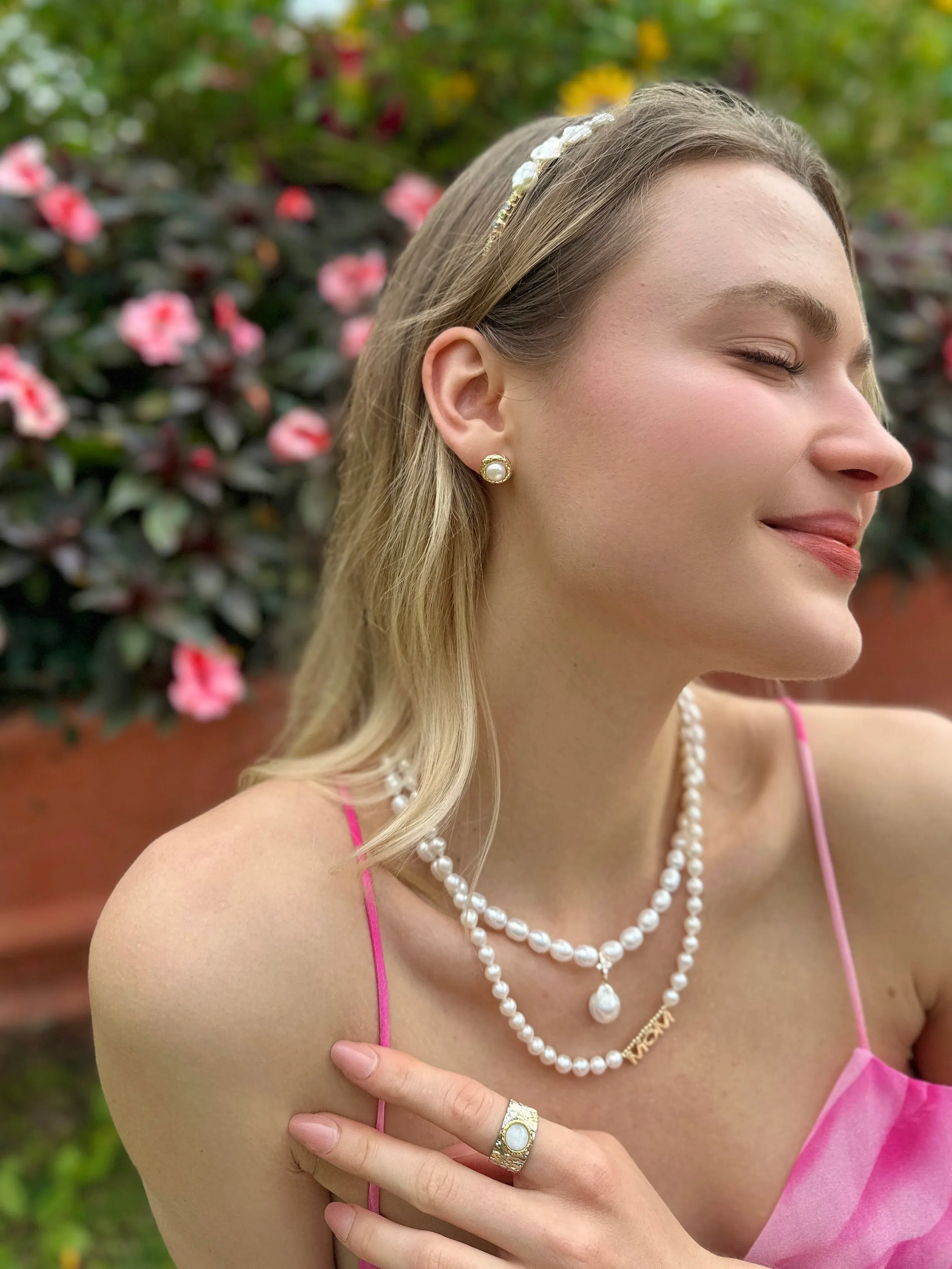 Freshwater Pearls with Baroque Pearl Pendant Necklace LN063