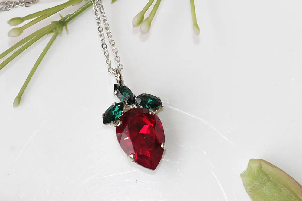 GARNET NECKLACE