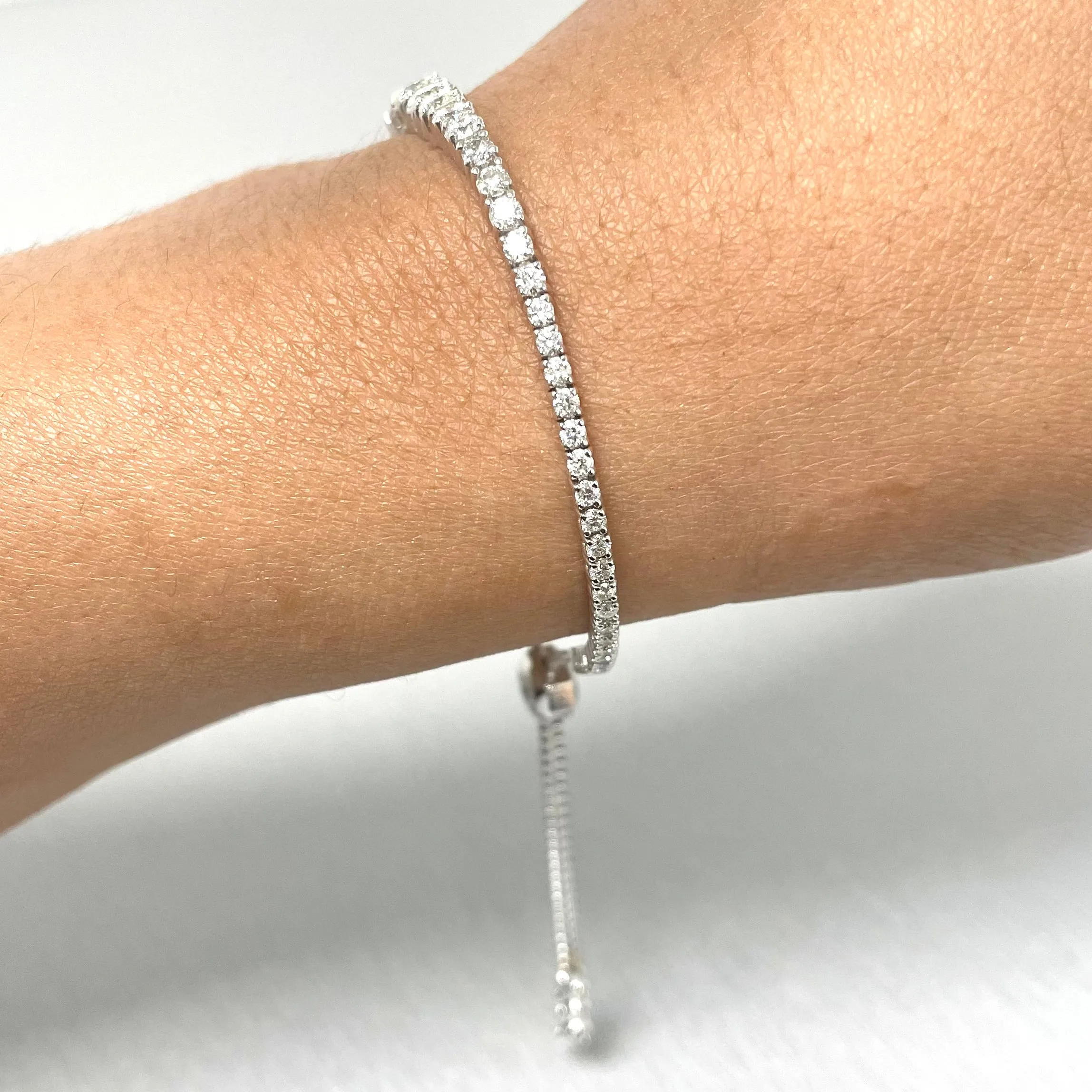 Graduated Bolo Diamond Tennis Bracelet (2.70 ct Diamonds) in White Gold