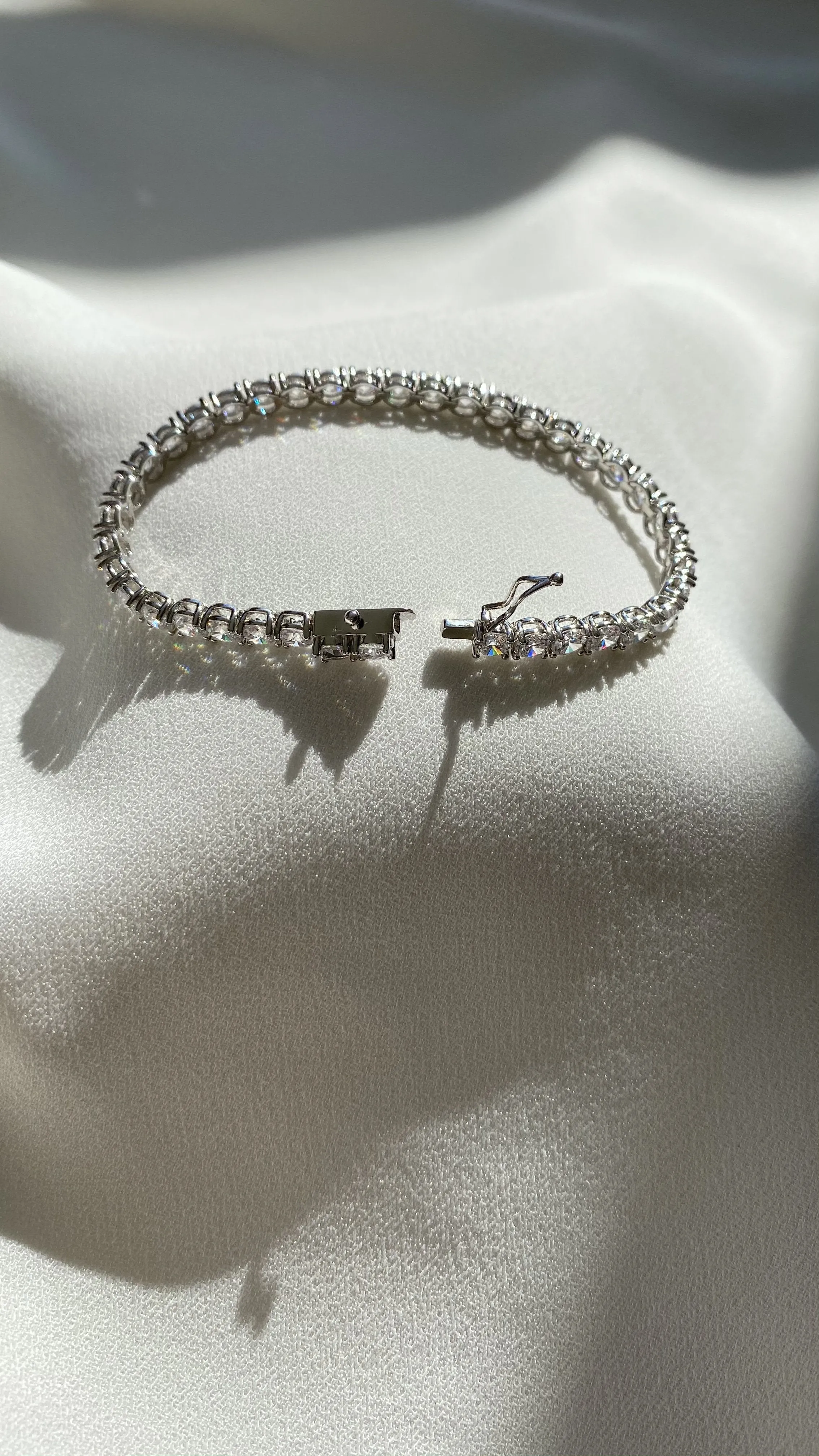 Hailey Round Prong Tennis Bracelet