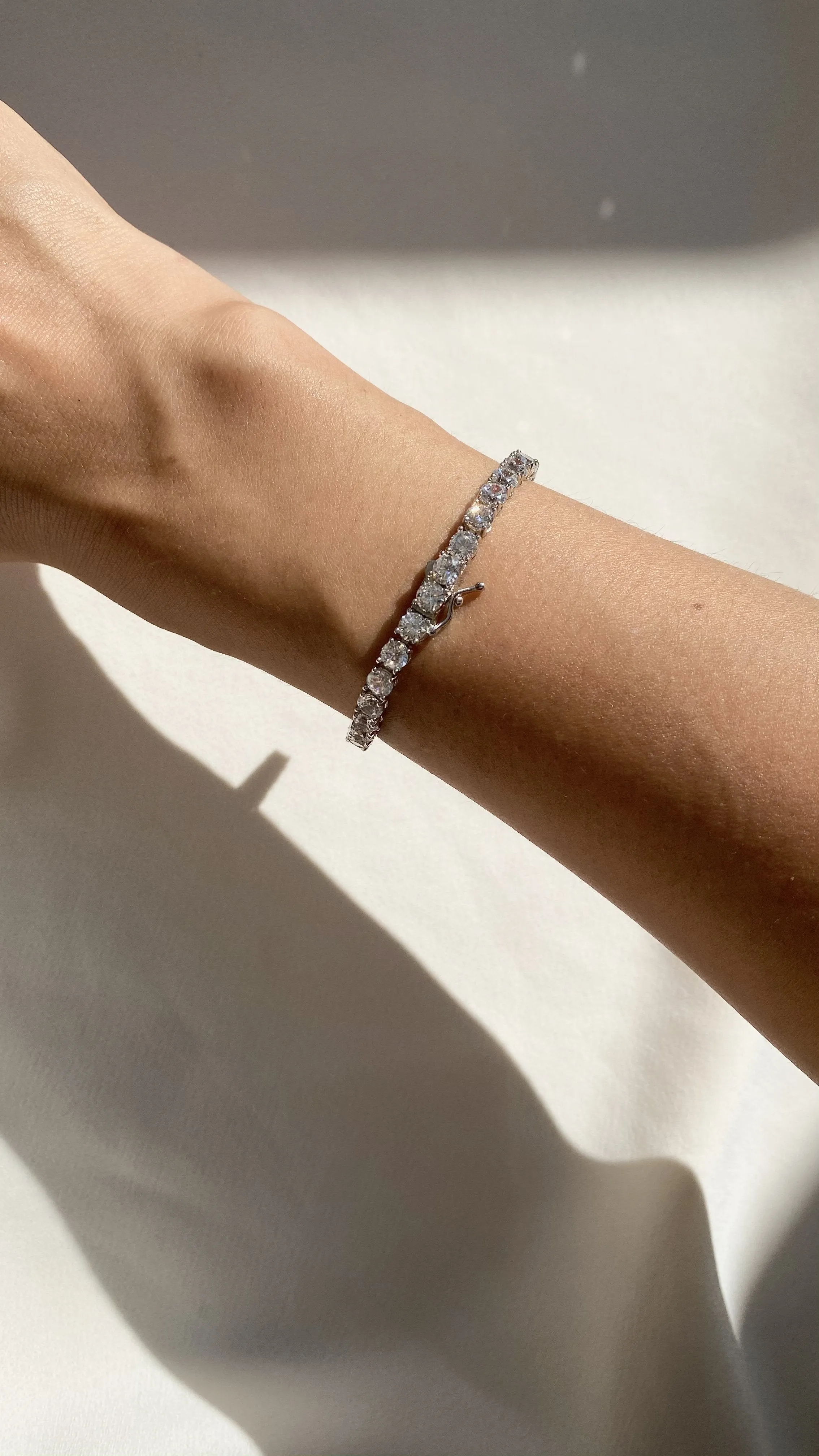 Hailey Round Prong Tennis Bracelet