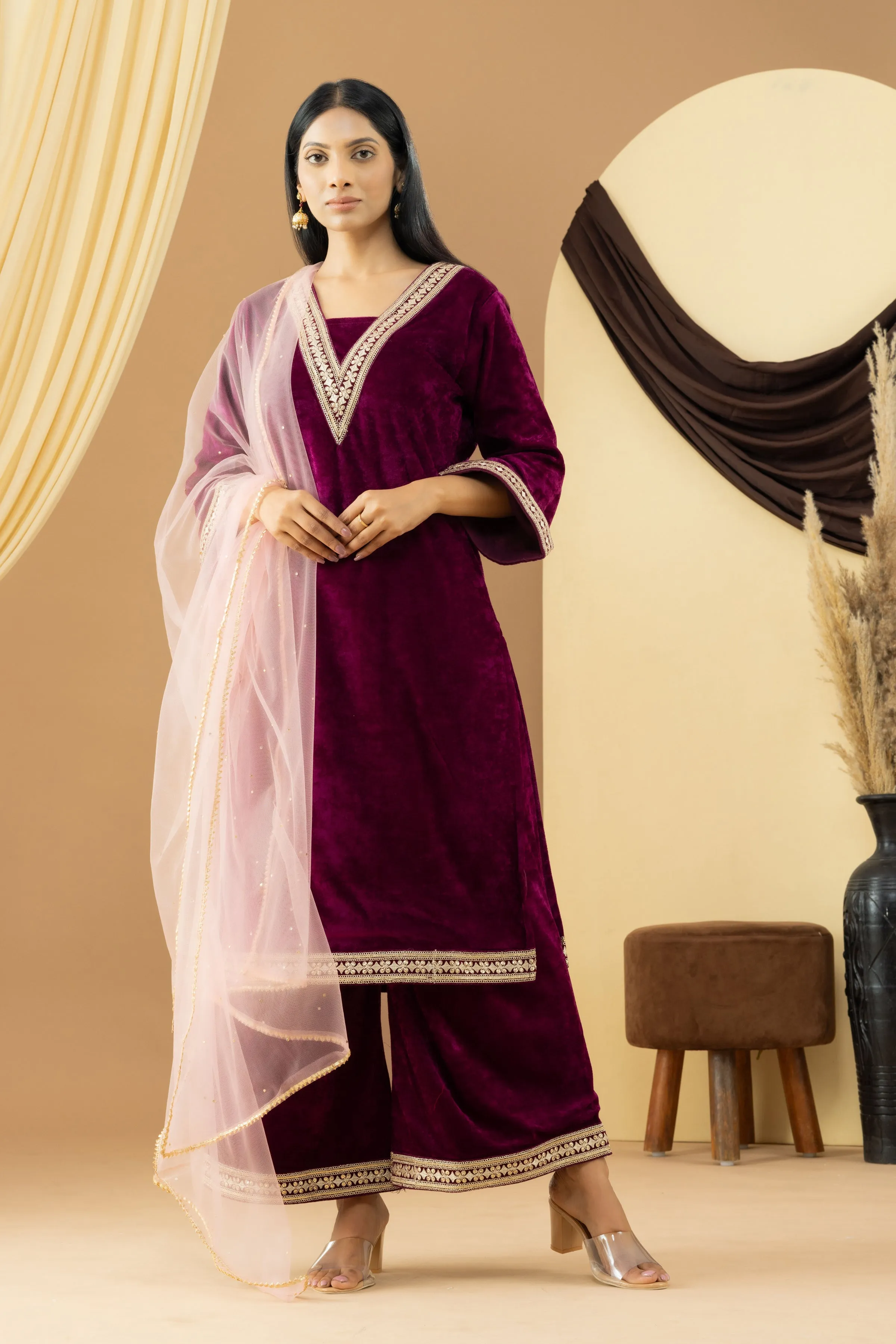 Harsingaar Garnet Wine Velvet Suit Set