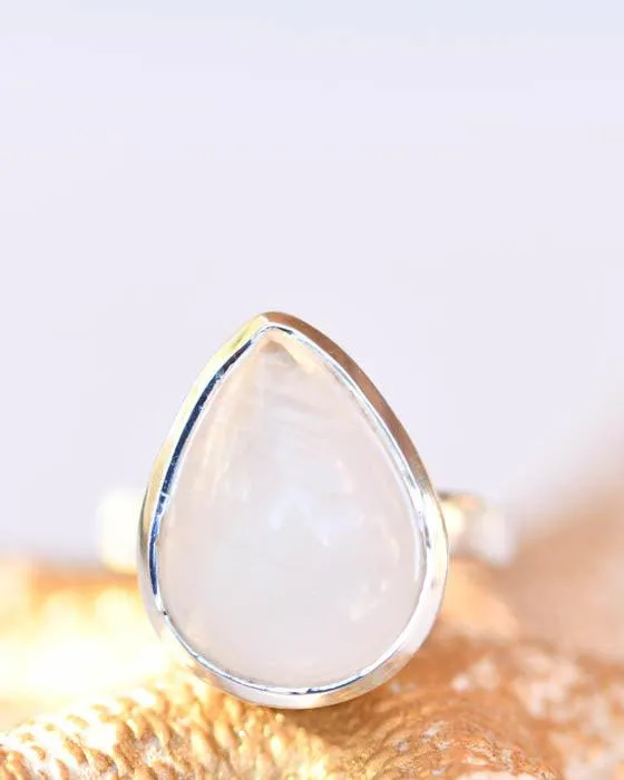 Moonstone Ring ~Sterling Silver 925 ~ MR219