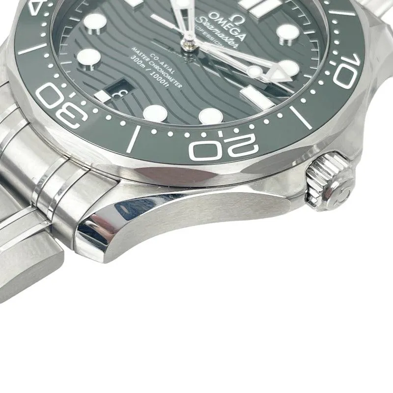 Omega Seamaster Diver 300 Co-Axial Master Chronometer 210.30.42.20.10.001 Green Watch Men's Used