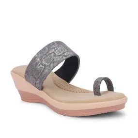 Senorita By Liberty Women LDF-20 Gnmetal Fashion Toe Ring Sandal