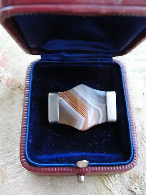 STRIKING Victorian SCOTTISH Striped Agate and Silver Brooch Beautiful Colors Antique Scottish Jewelry Jewellery