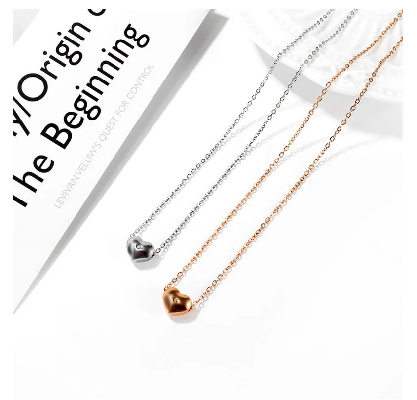 VenusFox Minimalist Smooth Romantic Heart Necklaces for Women Chain Stainless Steel Fashion Choker Pendant Jewelry Gift