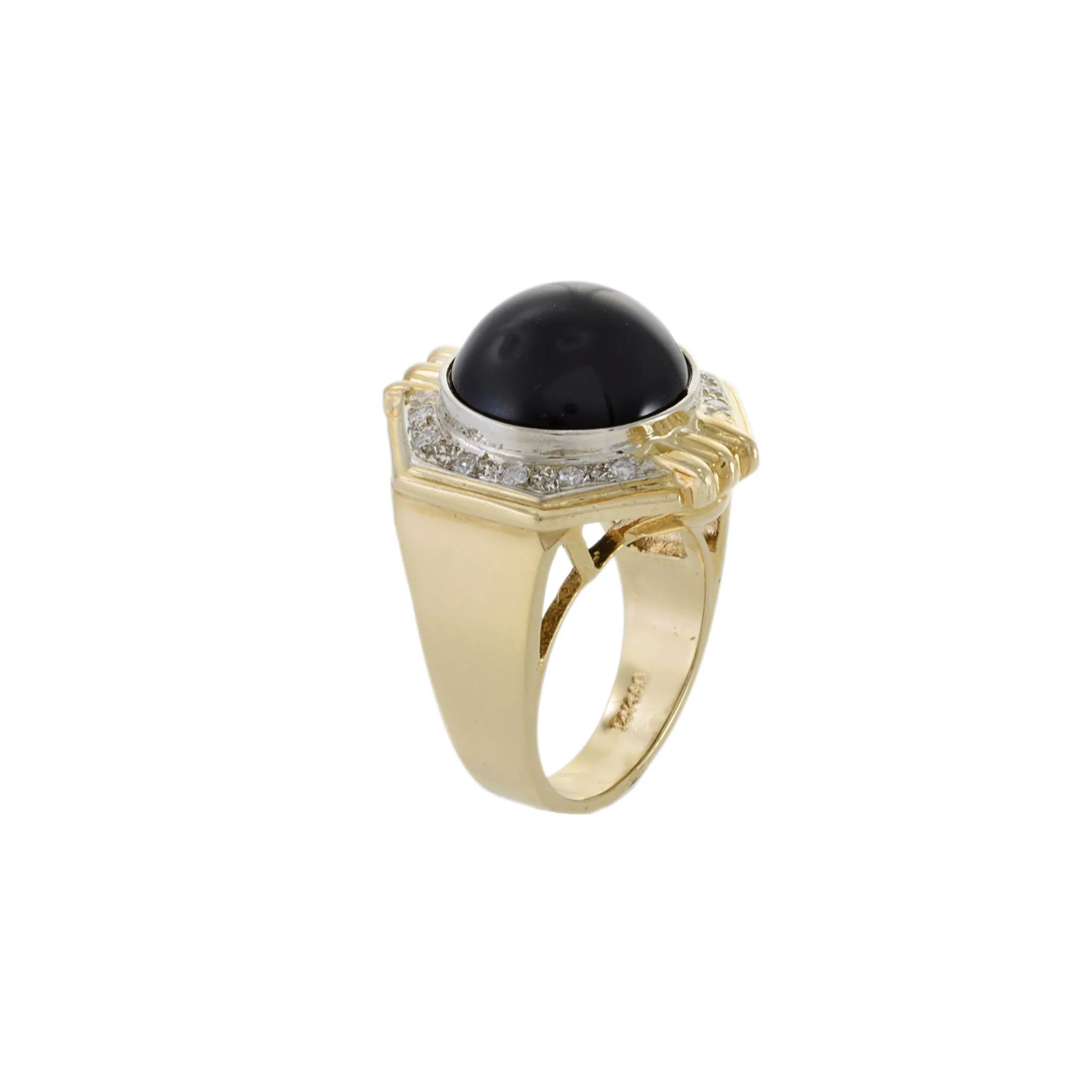 Vintage 1970s 14KT Yellow Gold Diamond and Black Onyx Ring