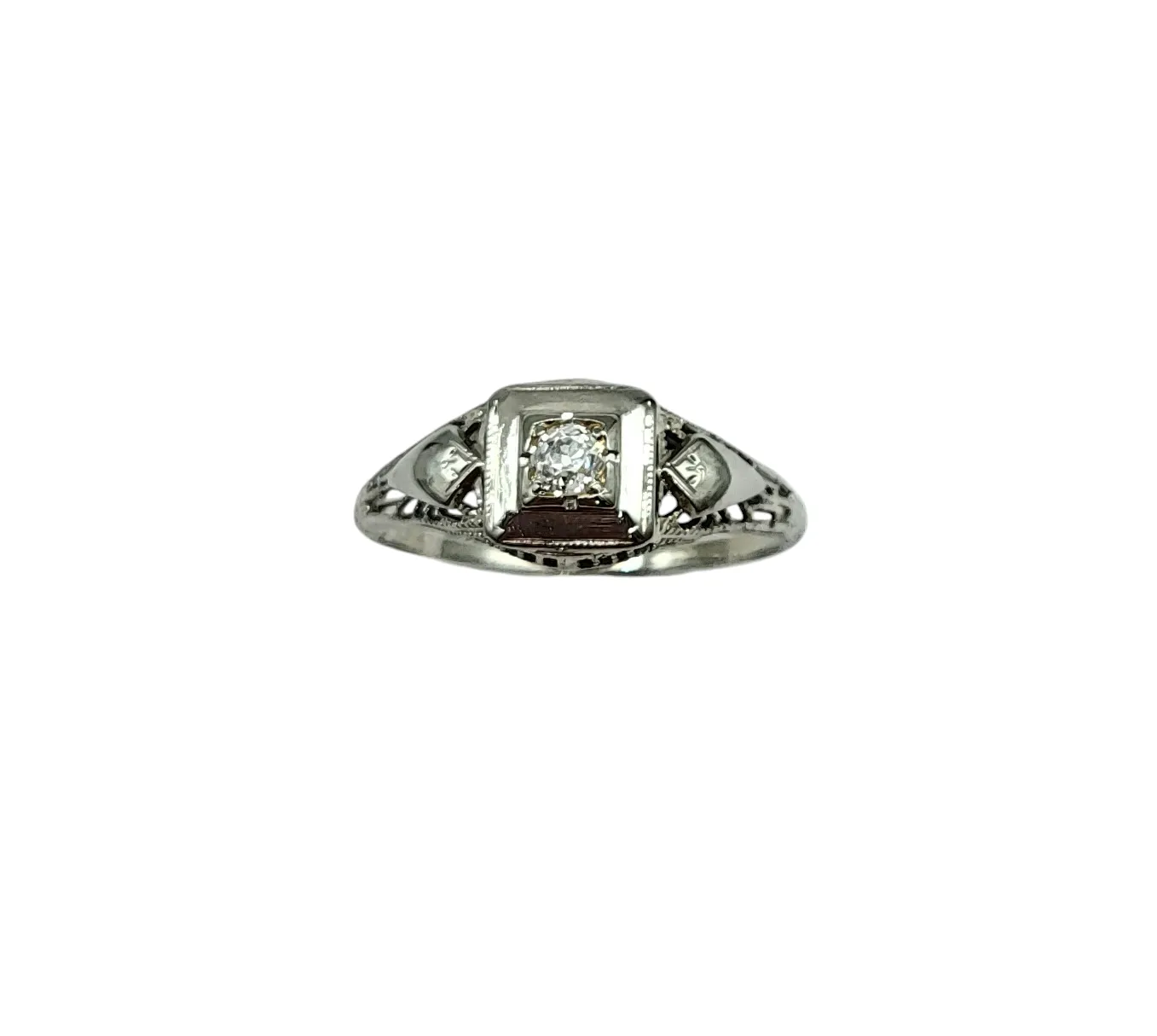 Vintage Art Deco Diamond Filigree Ring