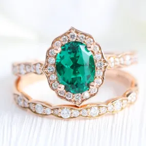 Vintage Floral Oval Ring Bridal Set w/ Emerald and Diamond in Scalloped Diamond Band