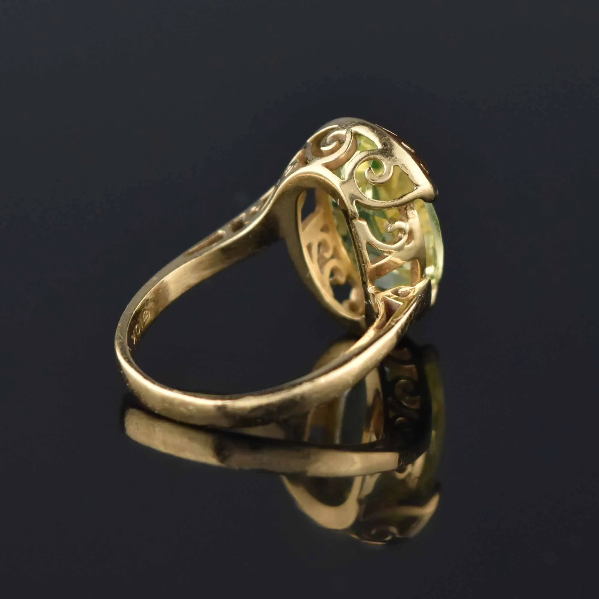 Vintage Gold 7 CTW Green Spinel Bypass Ring