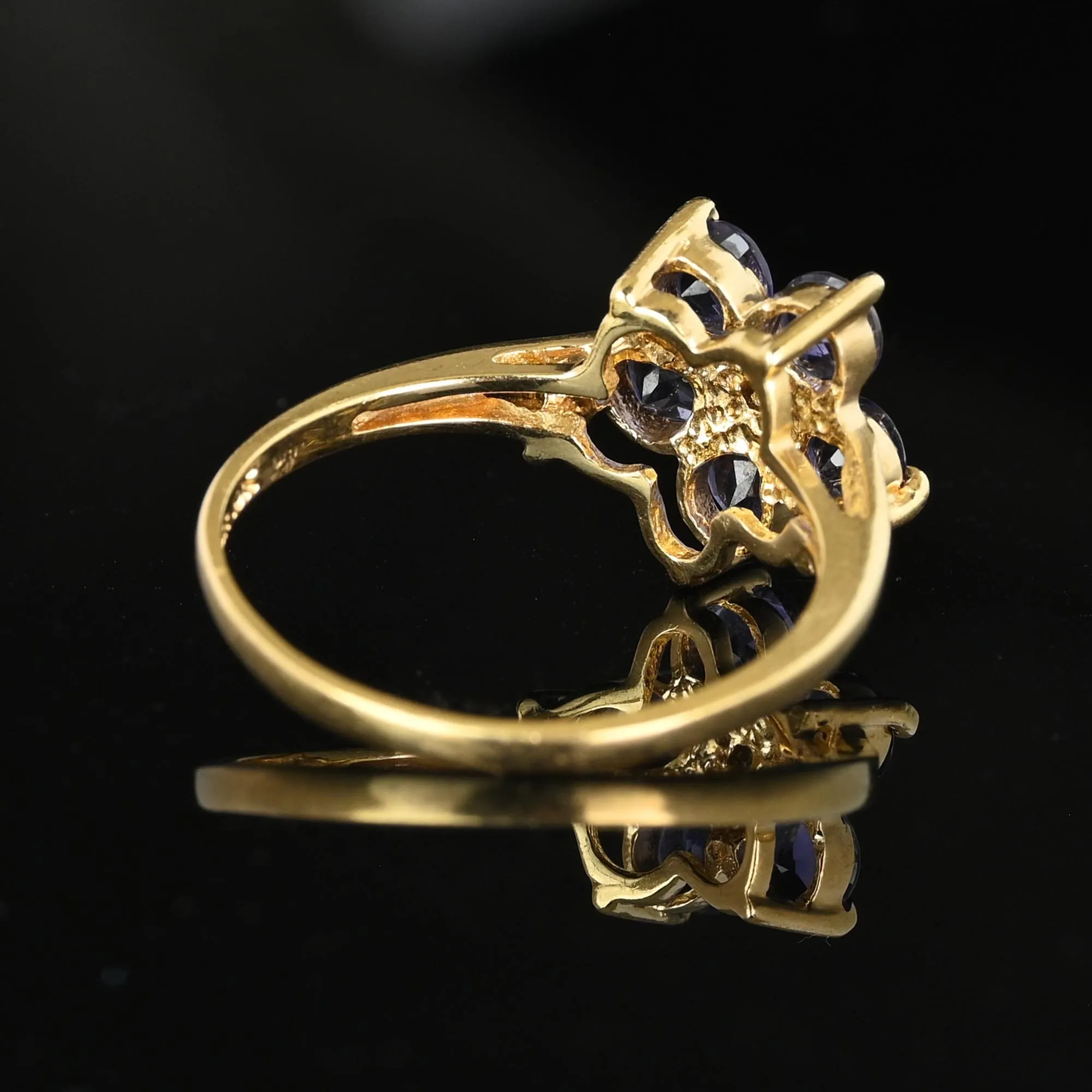 Vintage Gold Tanzanite Cluster Diamond Star Ring