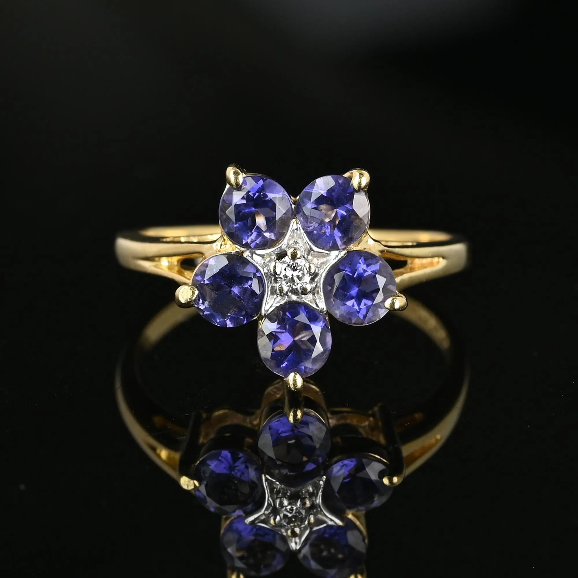 Vintage Gold Tanzanite Cluster Diamond Star Ring